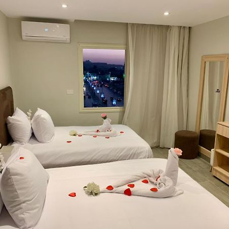 Khufu Pyramids Inn Nazlet el-Sîsi Εξωτερικό φωτογραφία